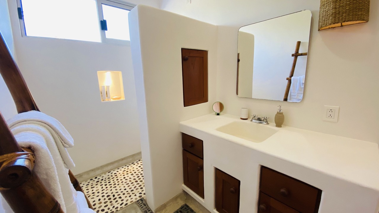 Photo of Bathroom in Saladita