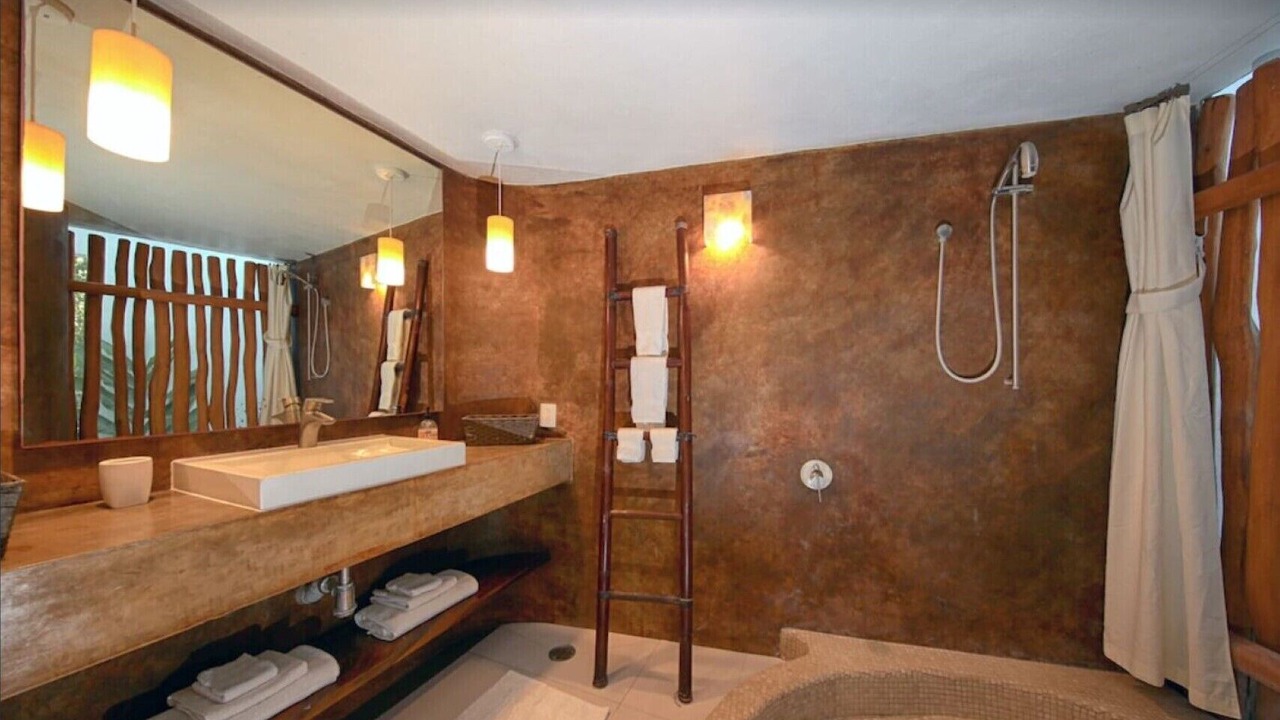 Photo of Bathroom in North End