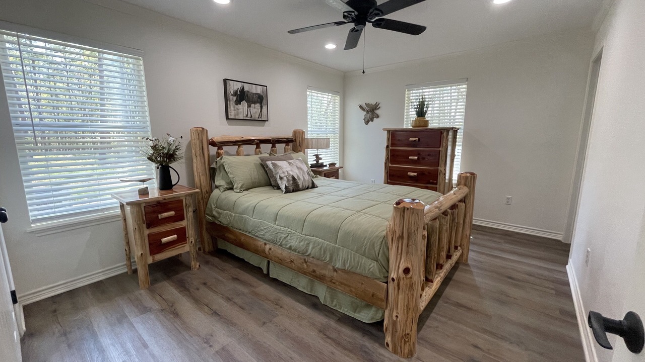Photo of Bedroom in Brookeland