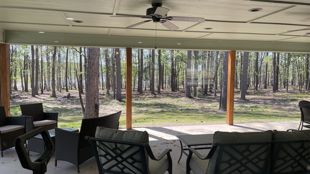 Photo of Patio Balcony in Brookeland