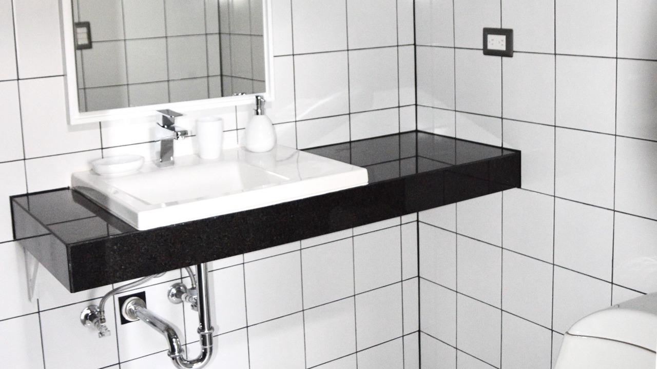 Photo of Bathroom in Zona 16