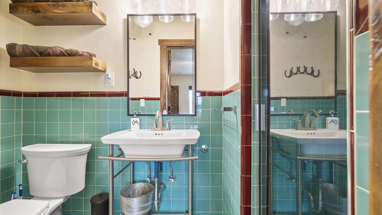 Photo of Bathroom in Lipan