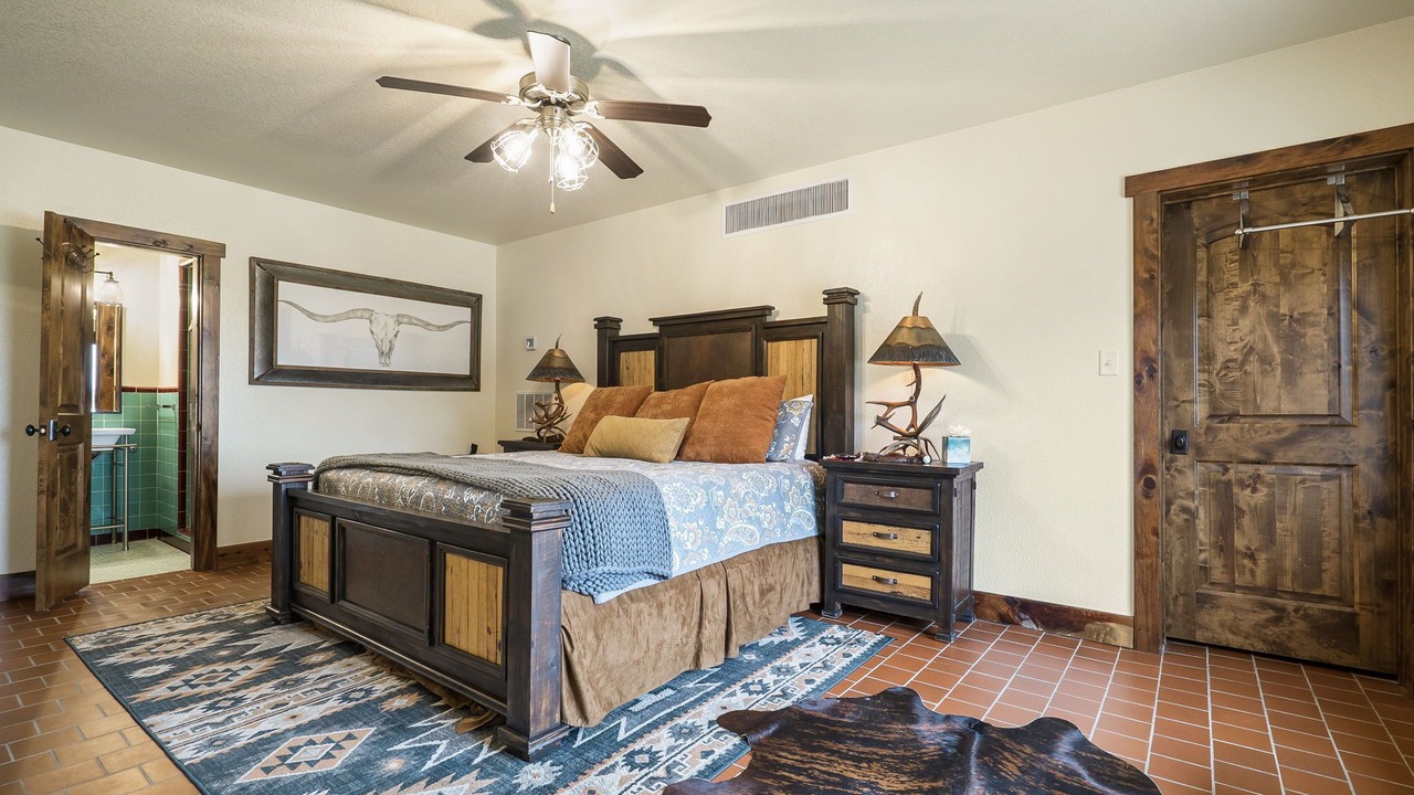 Photo of Bedroom in Lipan
