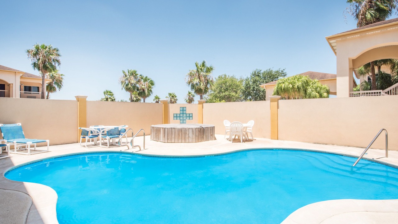 Photo of Outdoor in Edinburg