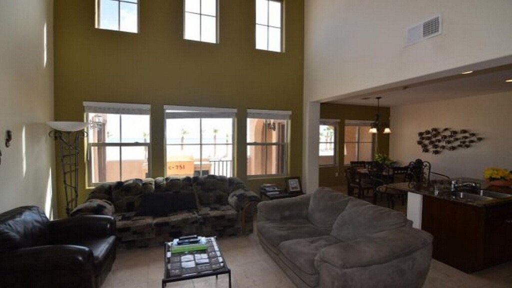Photo of Livingroom in El Dorado Ranch