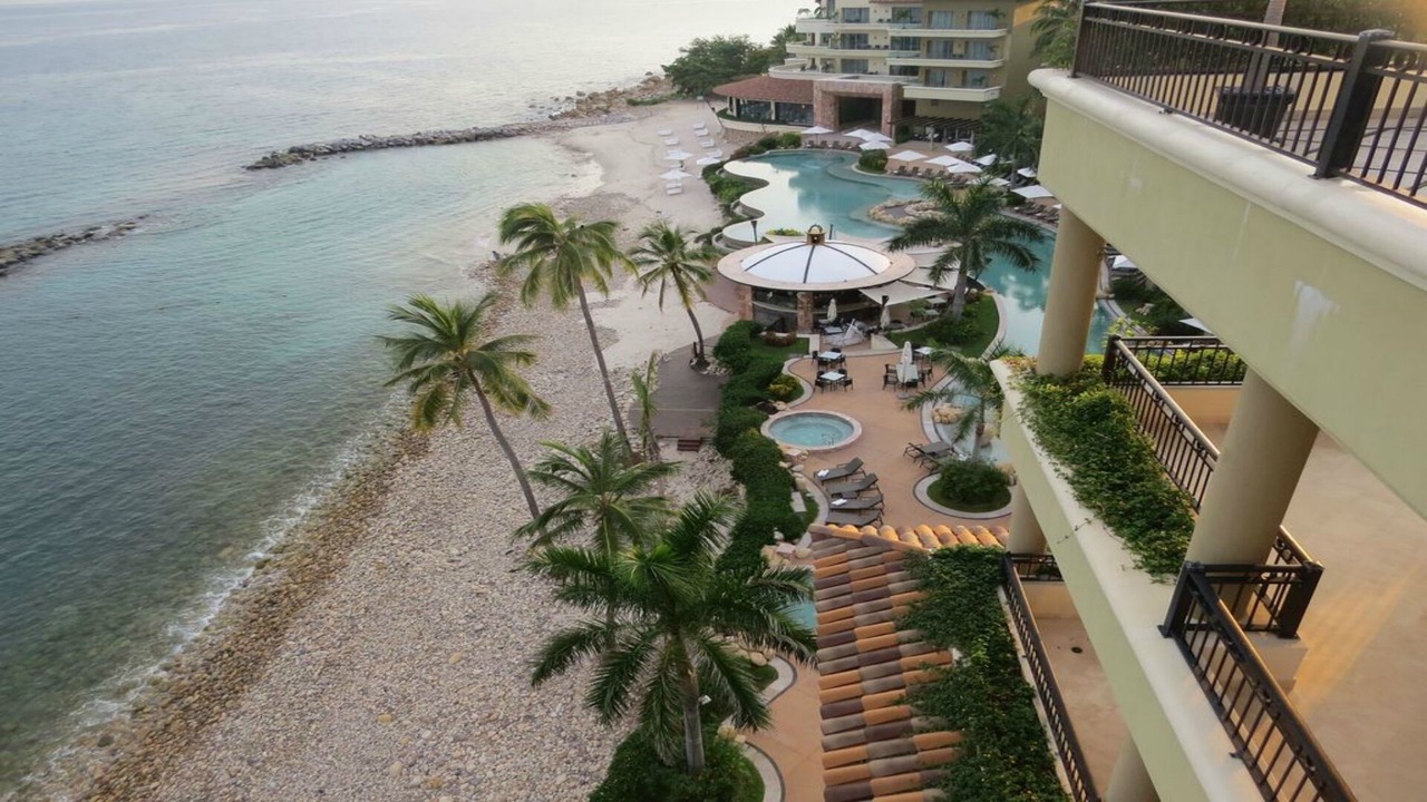 Photo of Outdoor in Romantic Zone