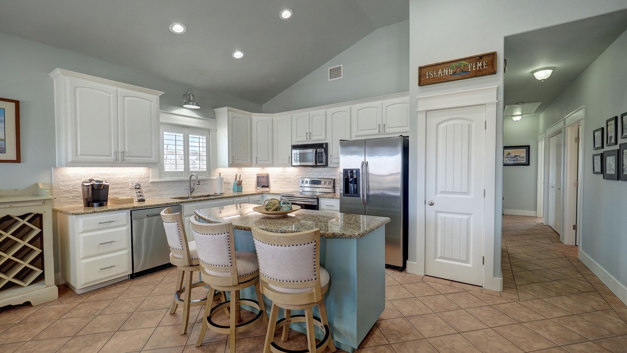 Photo of Kitchen in Leeward Sands