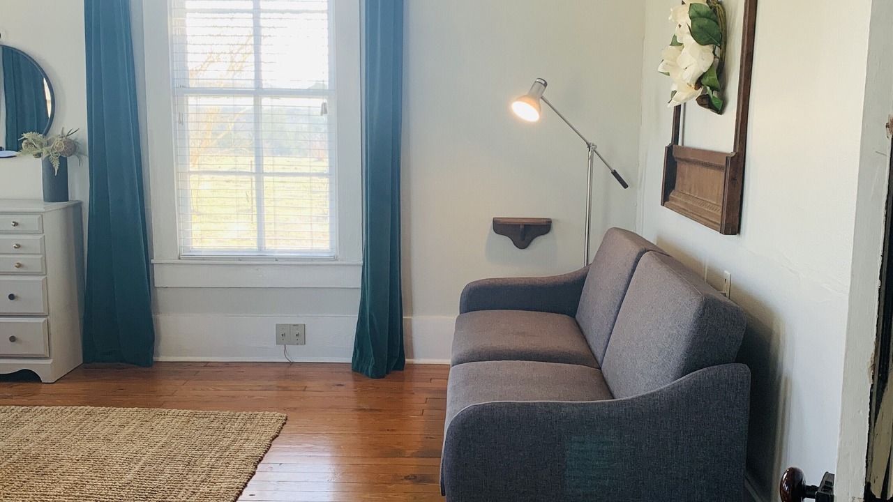 Photo of Livingroom in Navasota
