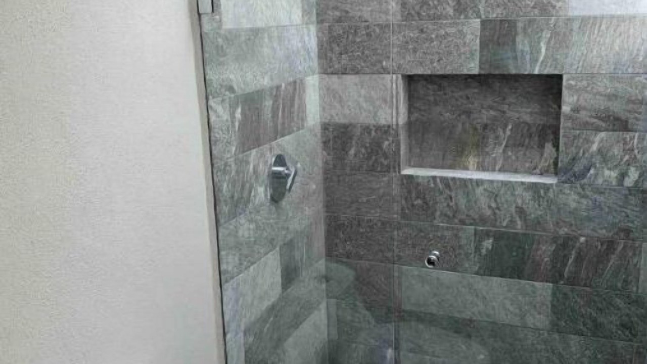 Photo of Bathroom in Flamingos