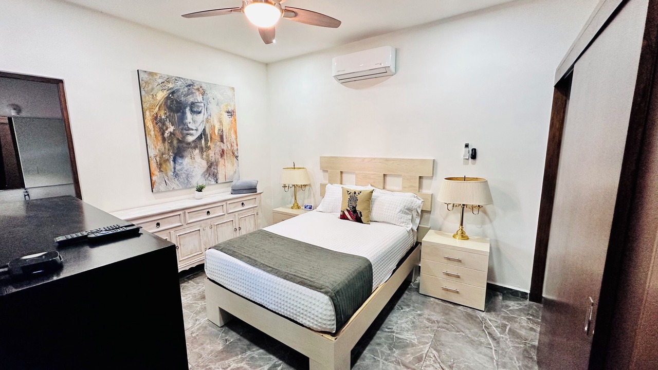 Photo of Bedroom in Flamingos