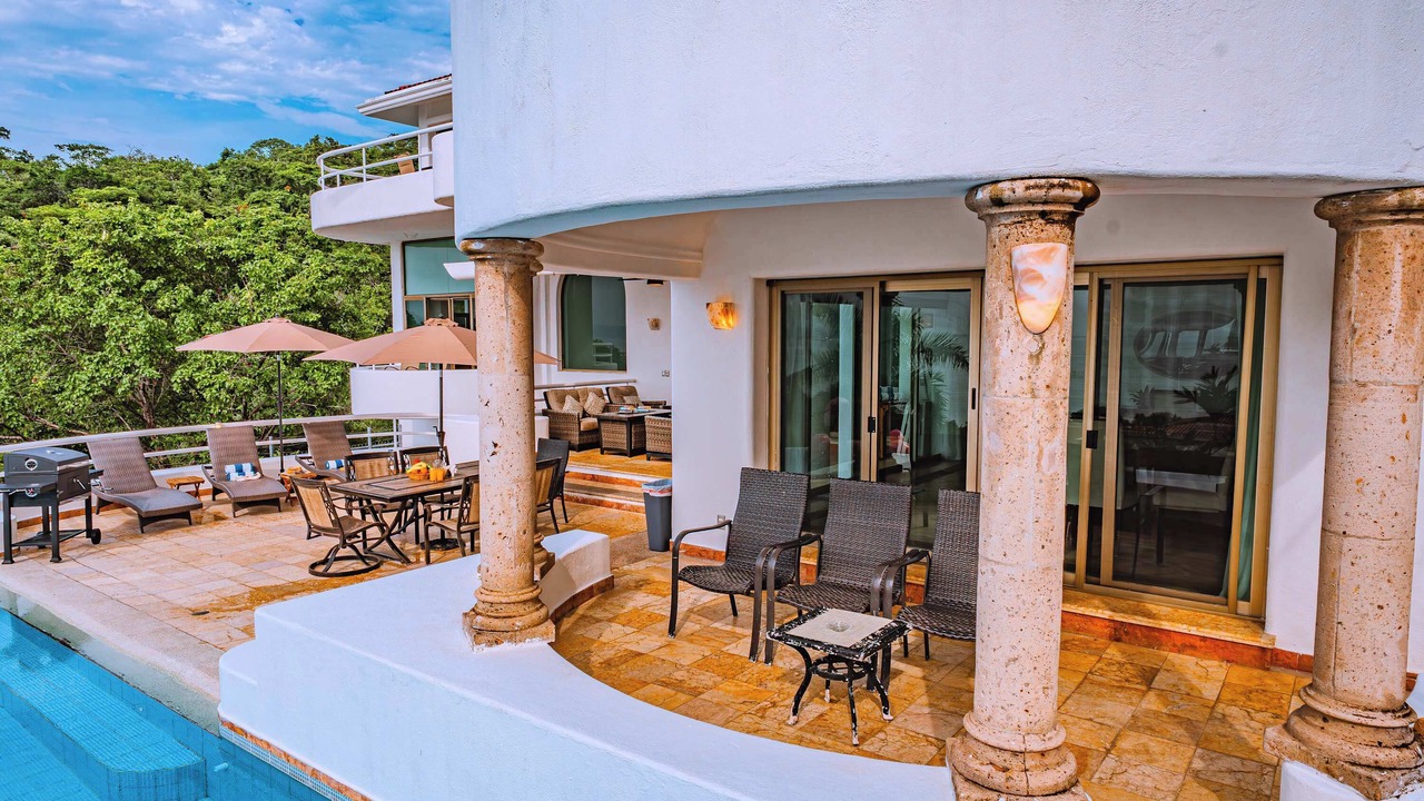 Photo of Outdoor in South Shore Hotel Area