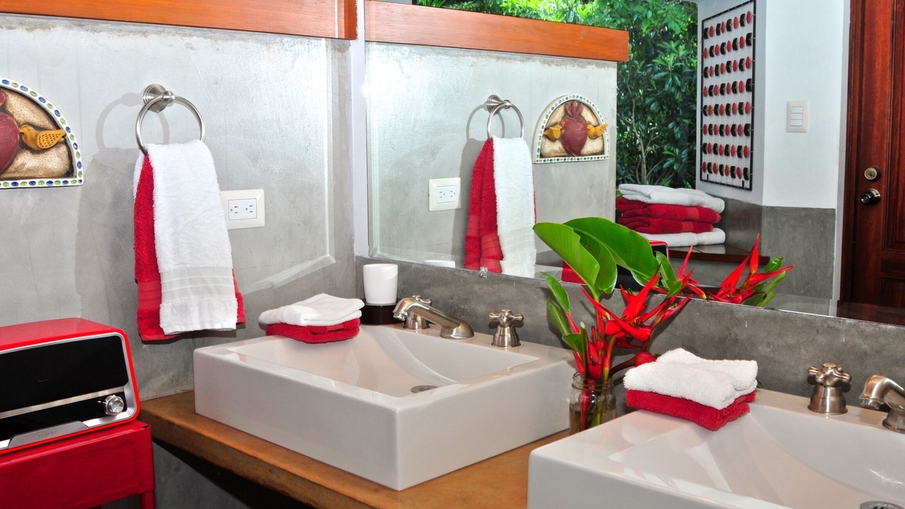 Photo of Bathroom in San Lucas Toliman
