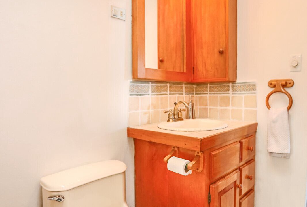 Photo of Bathroom in Santa Cruz La Laguna