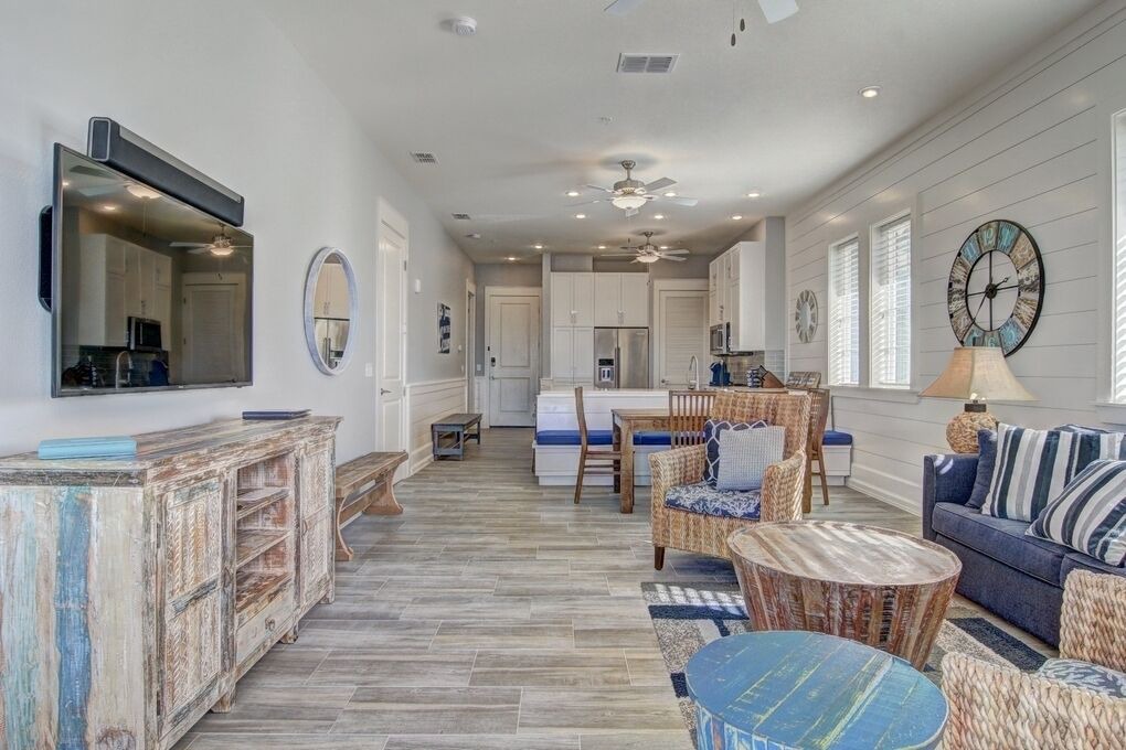 Photo of Livingroom in Cinnamon Shore