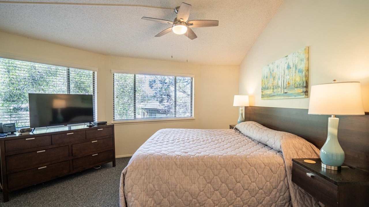 Photo of Bedroom in Lakeway