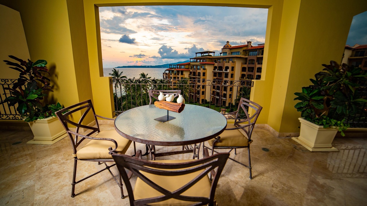 Photo of Patio Balcony in Flamingos