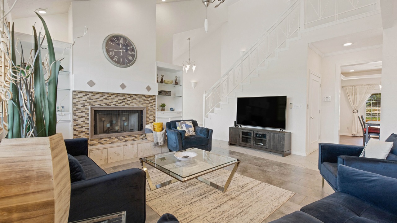 Photo of Livingroom in Granbury