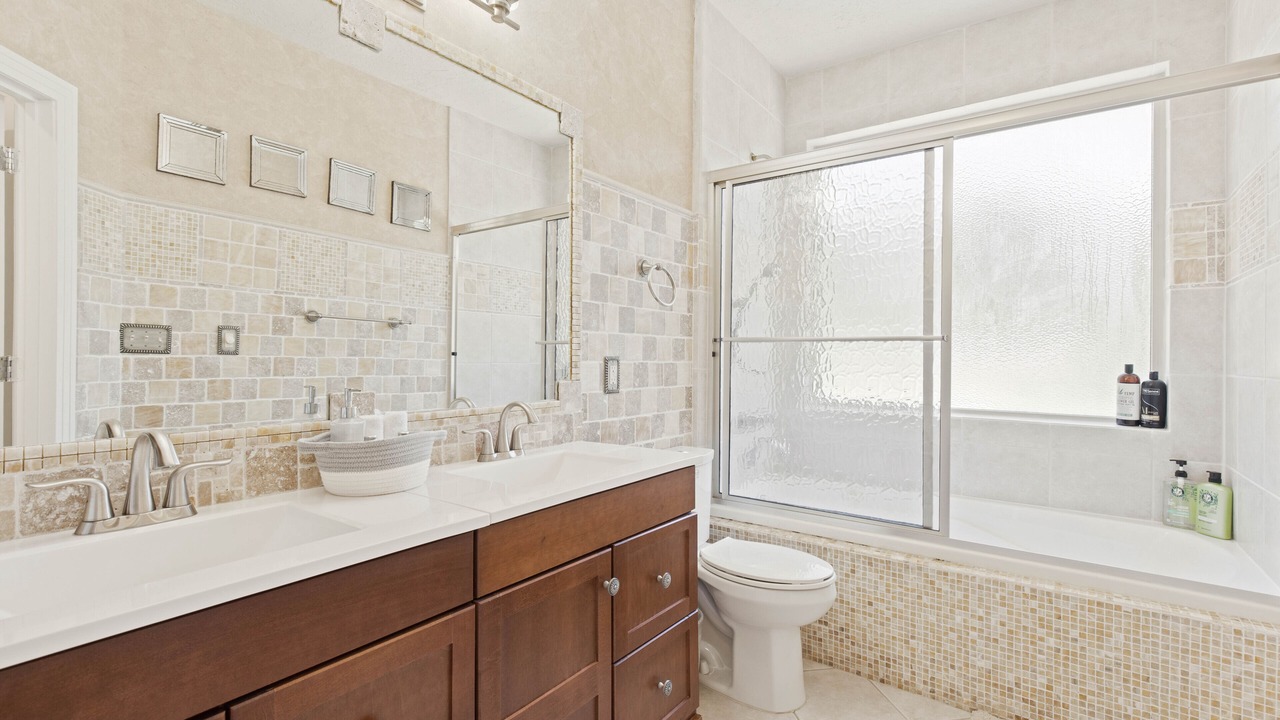 Photo of Bathroom in Granbury