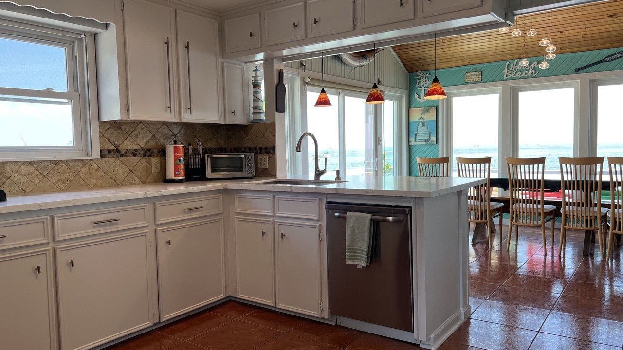 Photo of Kitchen in Clear Lake Shores