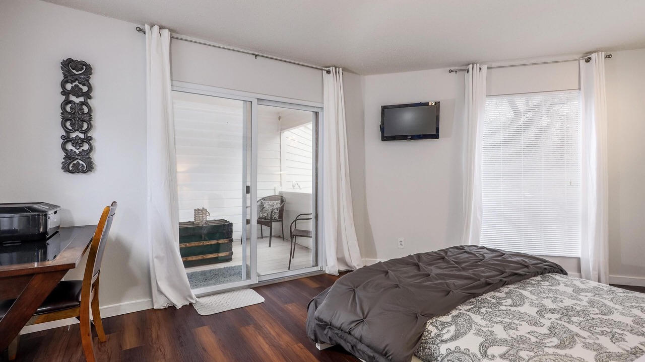 Photo of Bedroom in Zilker