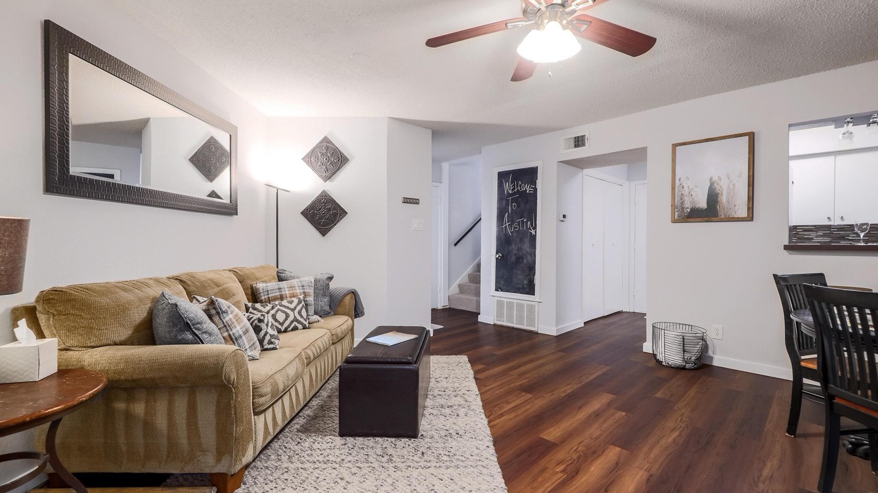 Photo of Livingroom in Zilker