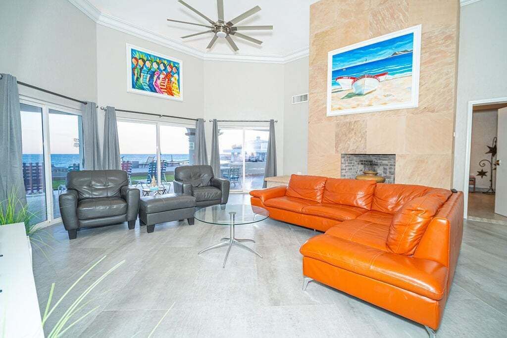 Photo of Livingroom in Sandy Beach