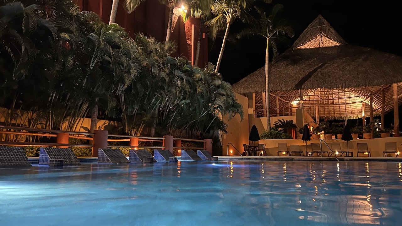 Photo of Outdoor in South Shore Hotel Area