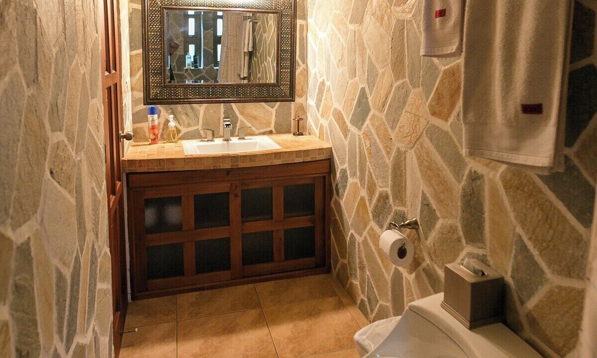 Photo of Bathroom in Santiago Atitlan