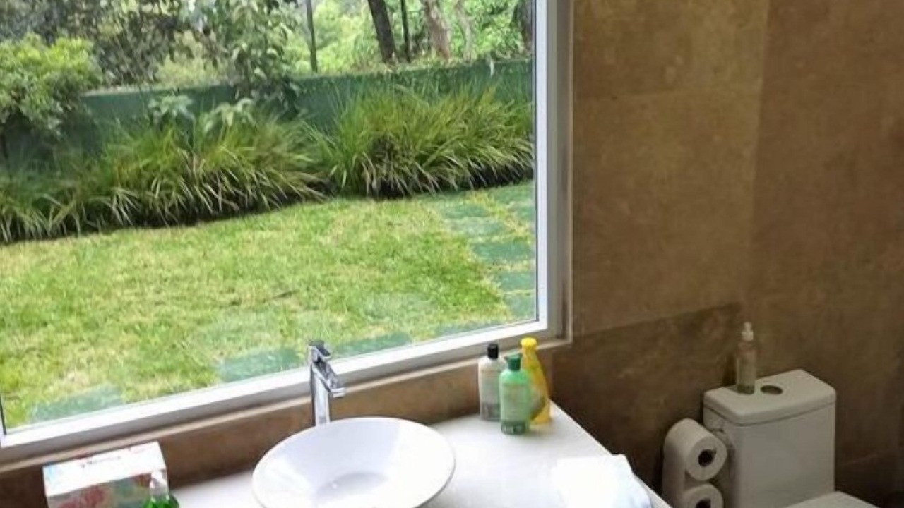 Photo of Bathroom in Zona 10