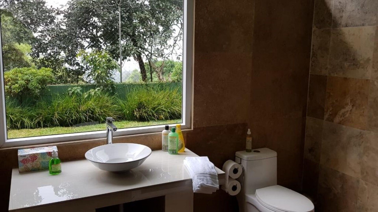 Photo of Bathroom in Zona 10