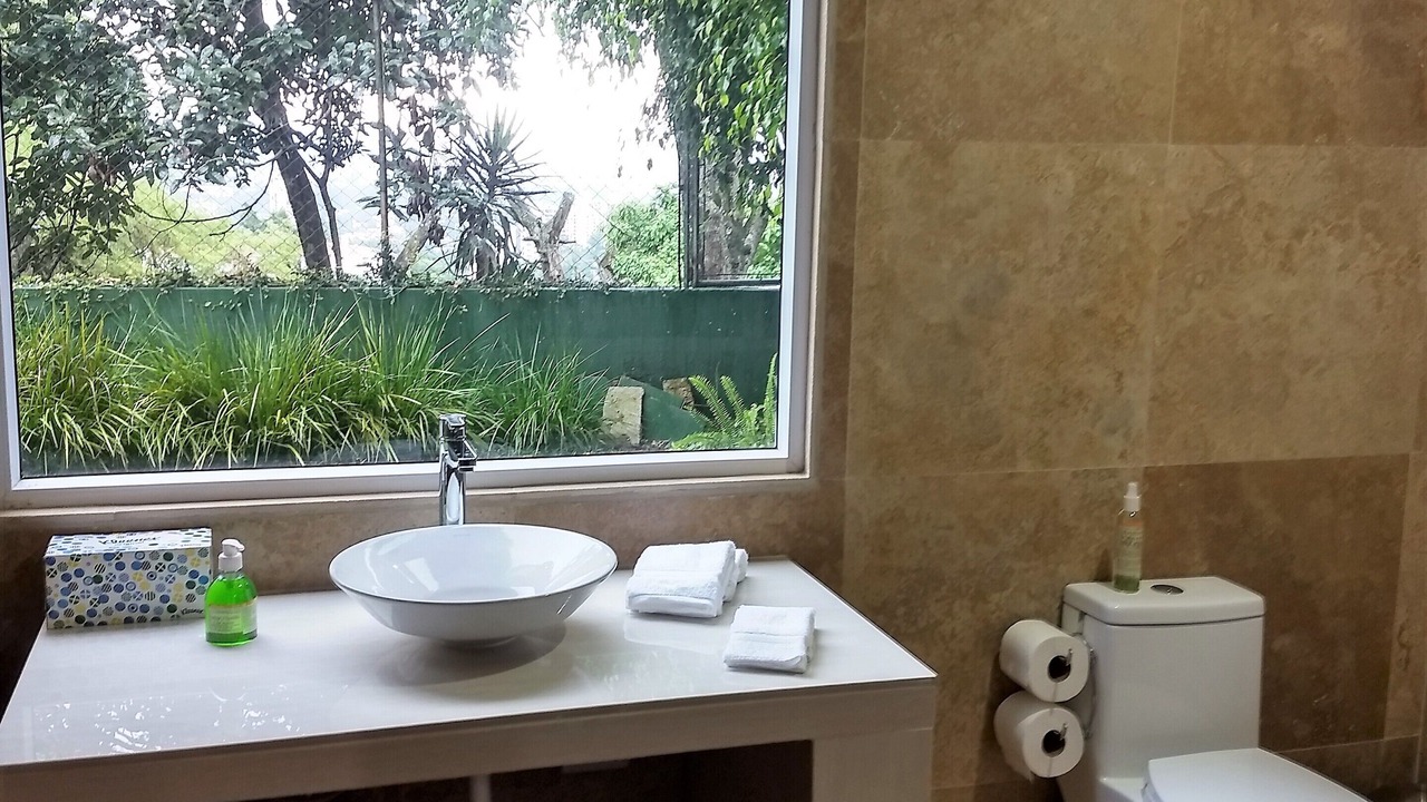 Photo of Bathroom in Zona 10
