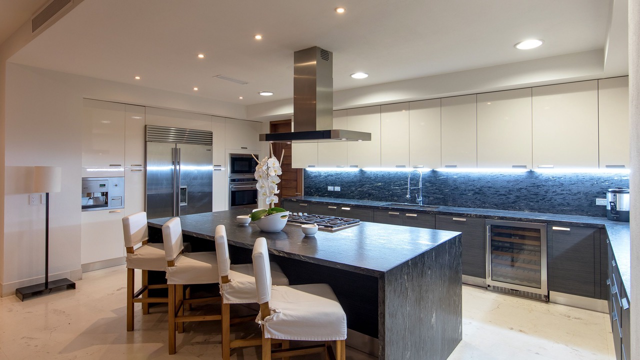 Photo of Kitchen in South Shore Hotel Area