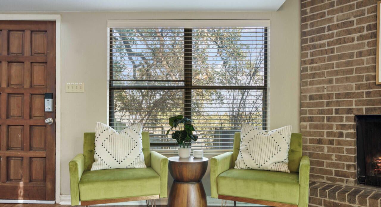 Photo of Livingroom in Barton Hills