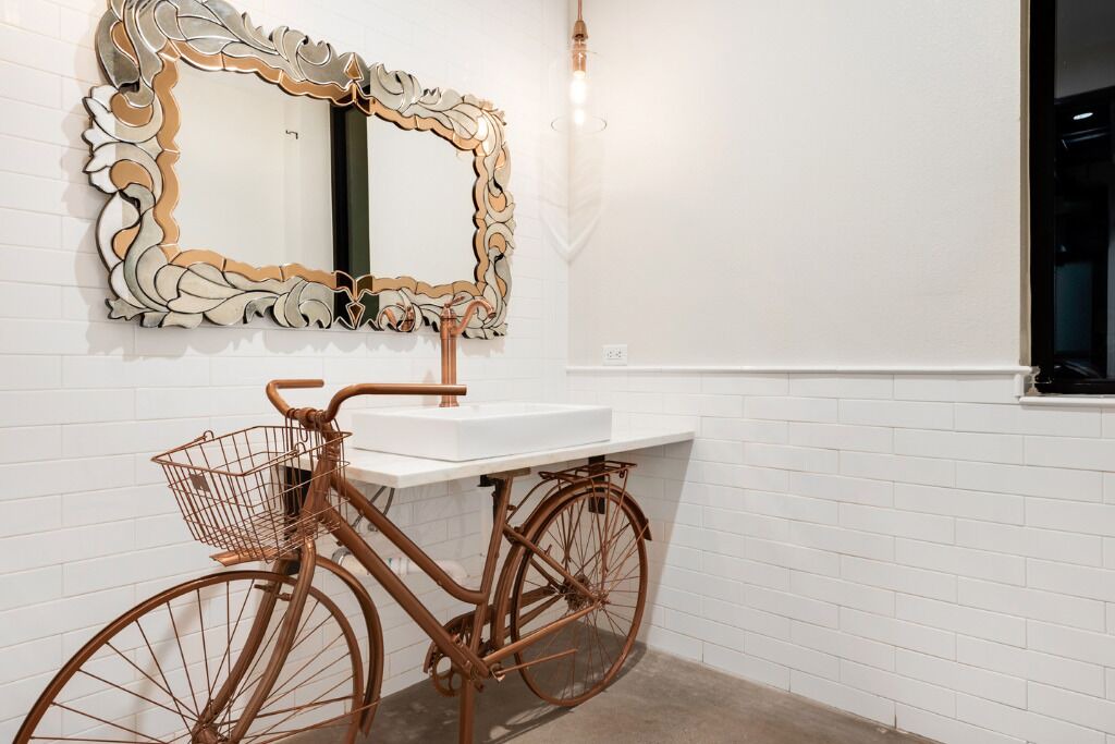 Photo of Bathroom in East Cesar Chavez