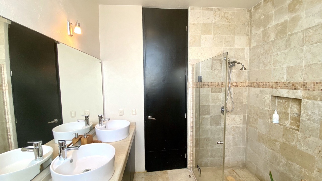 Photo of Bathroom in Puerto Marques