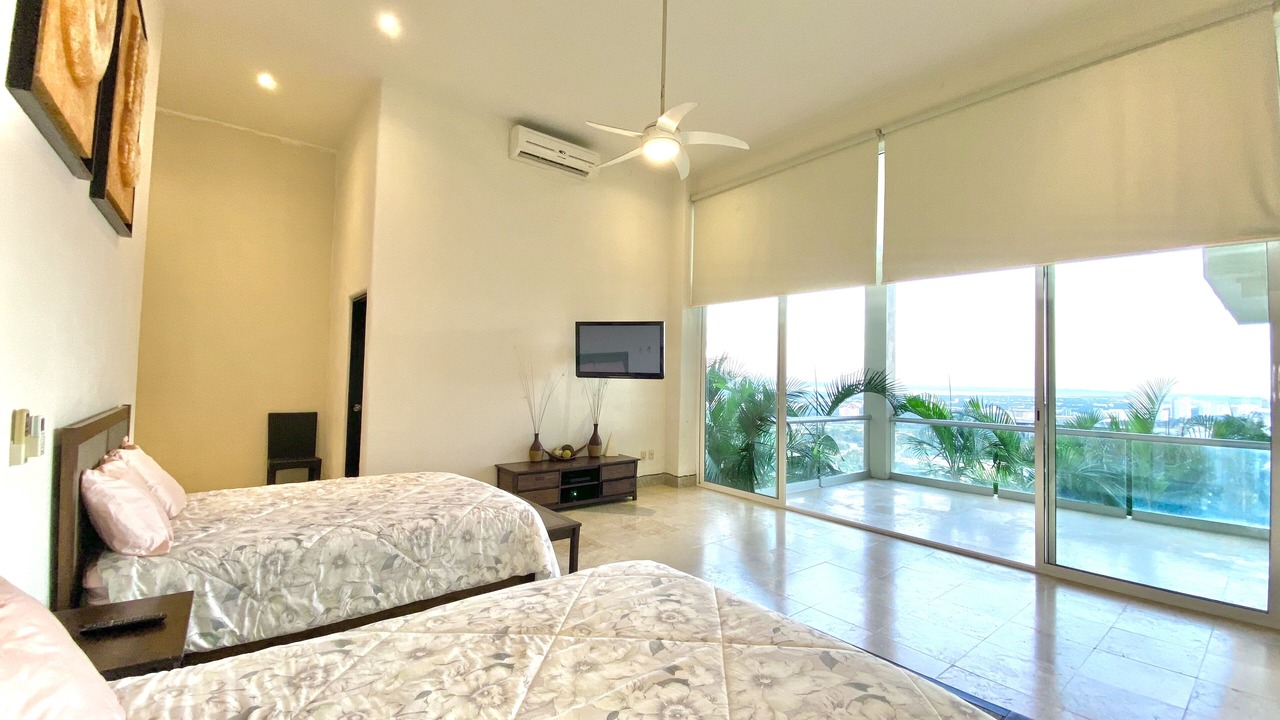Photo of Bedroom in Puerto Marques