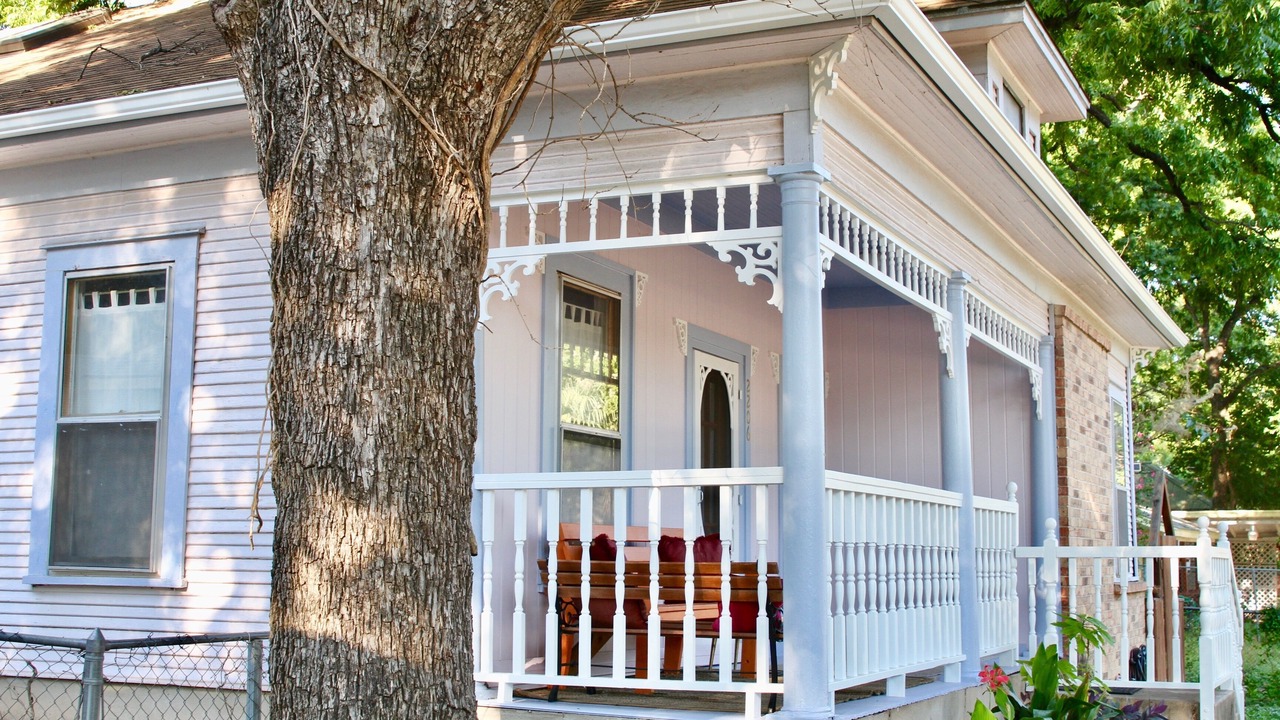 Photo of Patio Balcony in Holly
