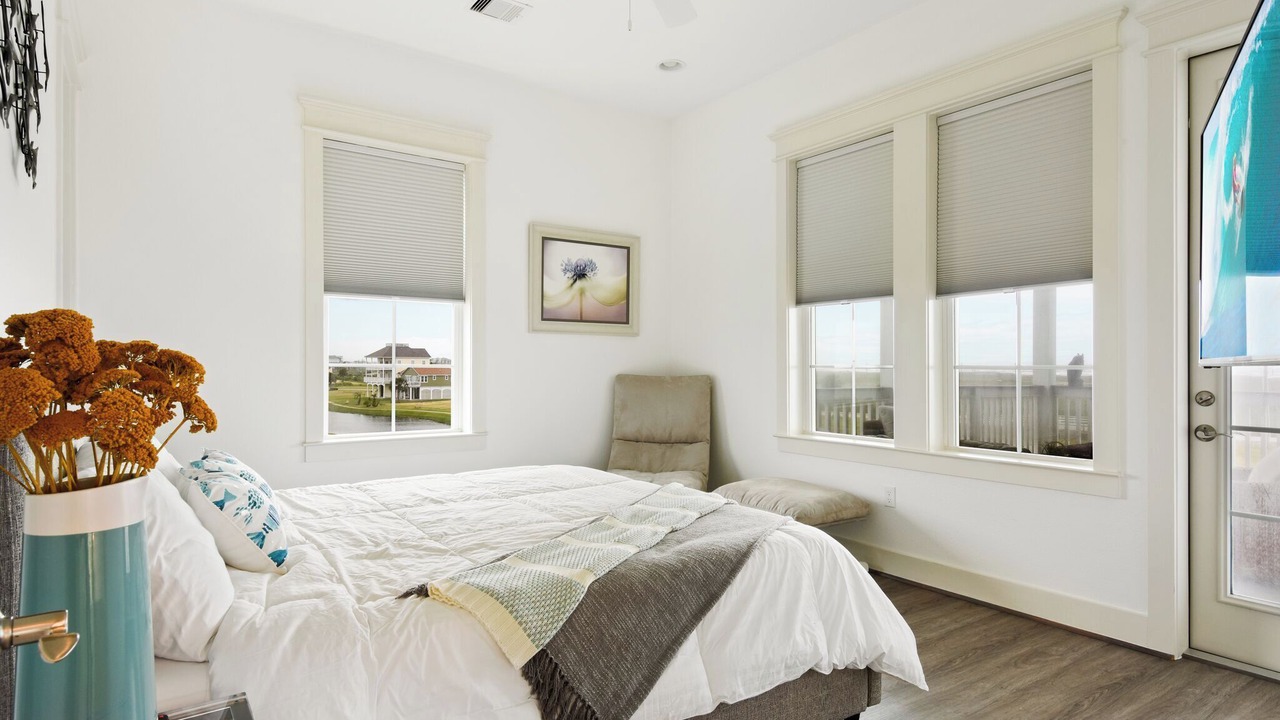 Photo of Bedroom in Galveston