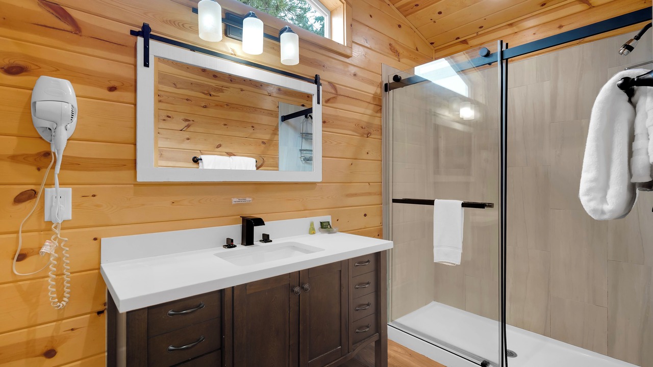 Photo of Bathroom in Summerhaven