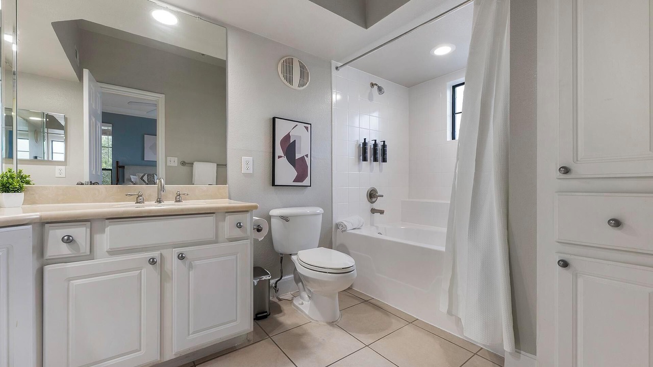Photo of Bathroom in West Oak Hill