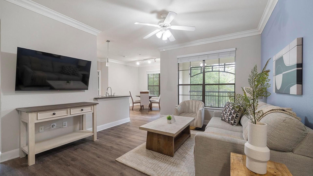 Photo of Livingroom in West Oak Hill