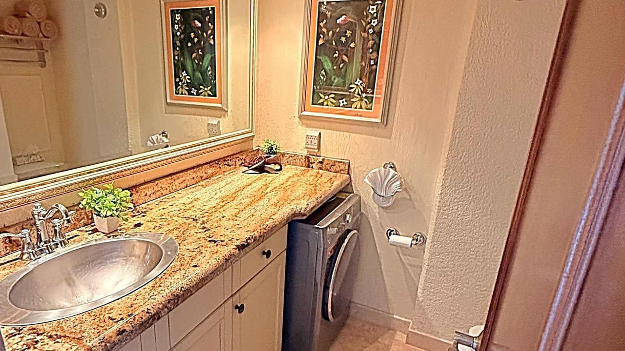 Photo of Bathroom in South Shore Hotel Area