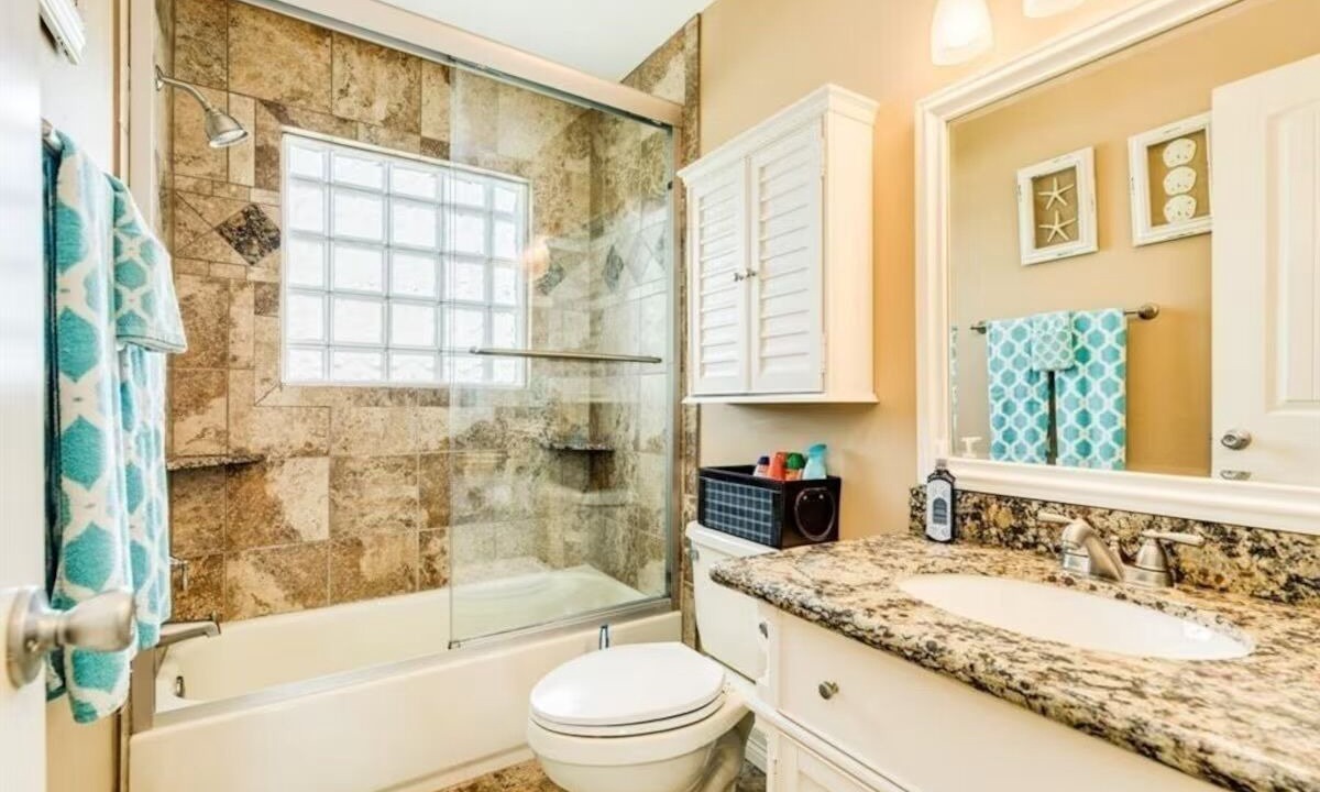Photo of Bathroom in San Luis