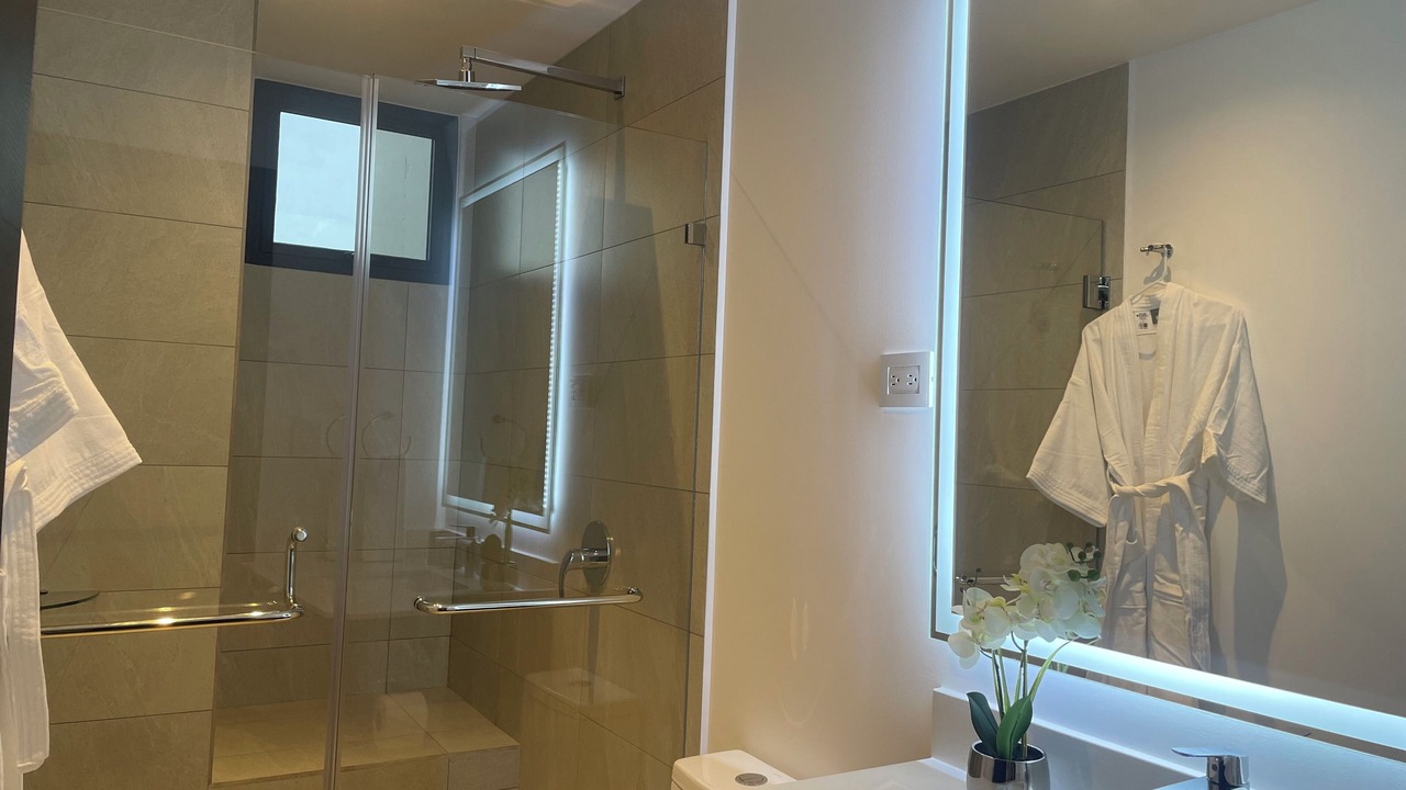 Photo of Bathroom in Zona 10
