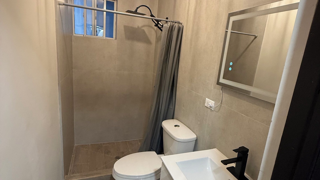 Photo of Bathroom in La Joya
