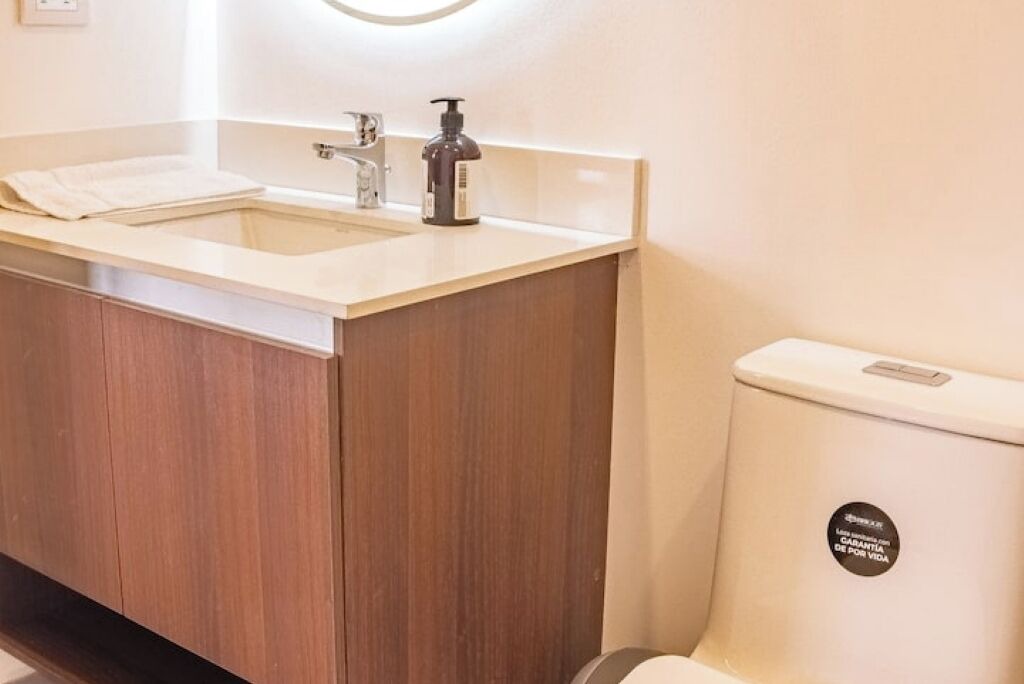 Photo of Bathroom in Zona 15