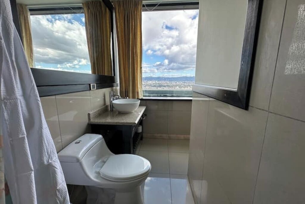 Photo of Bathroom in Zona 11