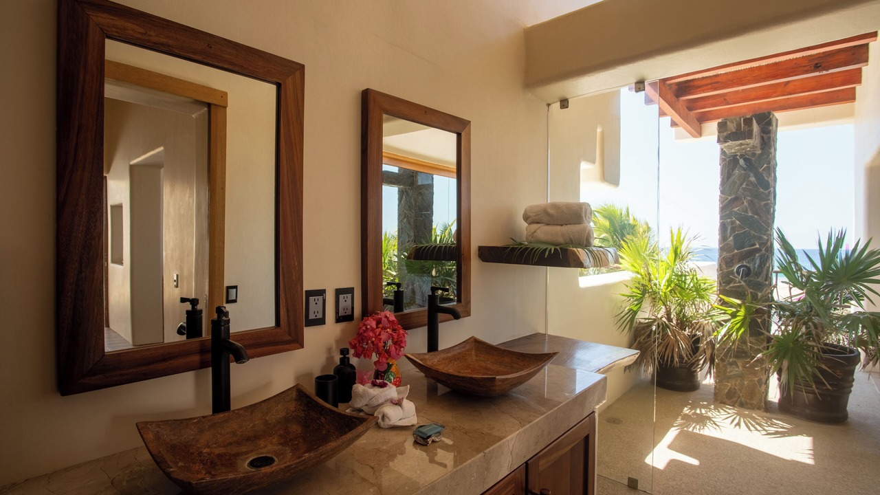 Photo of Bathroom in Santa Maria Colotepec