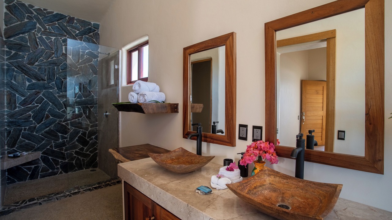 Photo of Bathroom in Santa Maria Colotepec