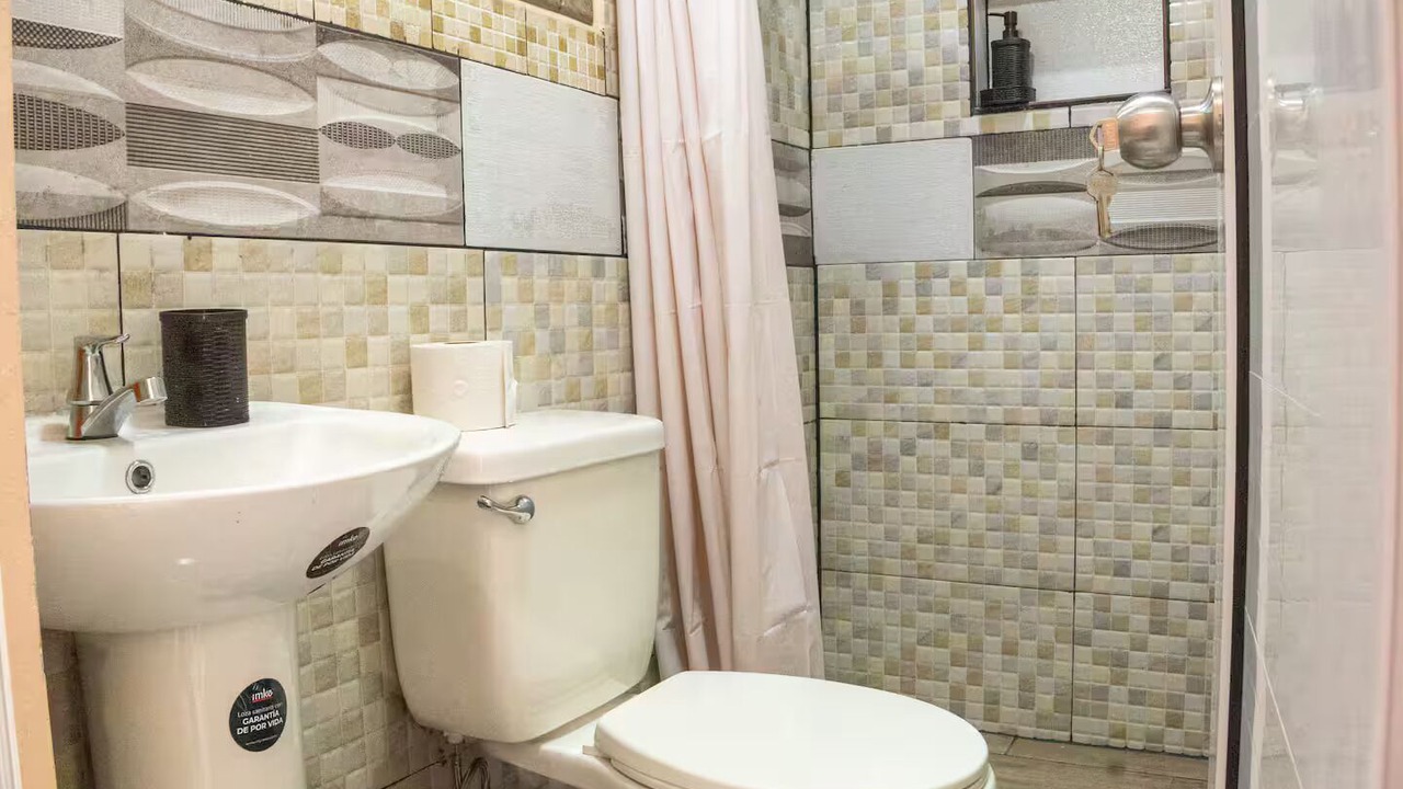 Photo of Bathroom in Quetzaltenango